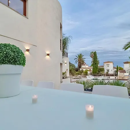 Villa N15 En Plein Coeur De La Marina, Proche De Rosas, Costa Brava Empuriabrava